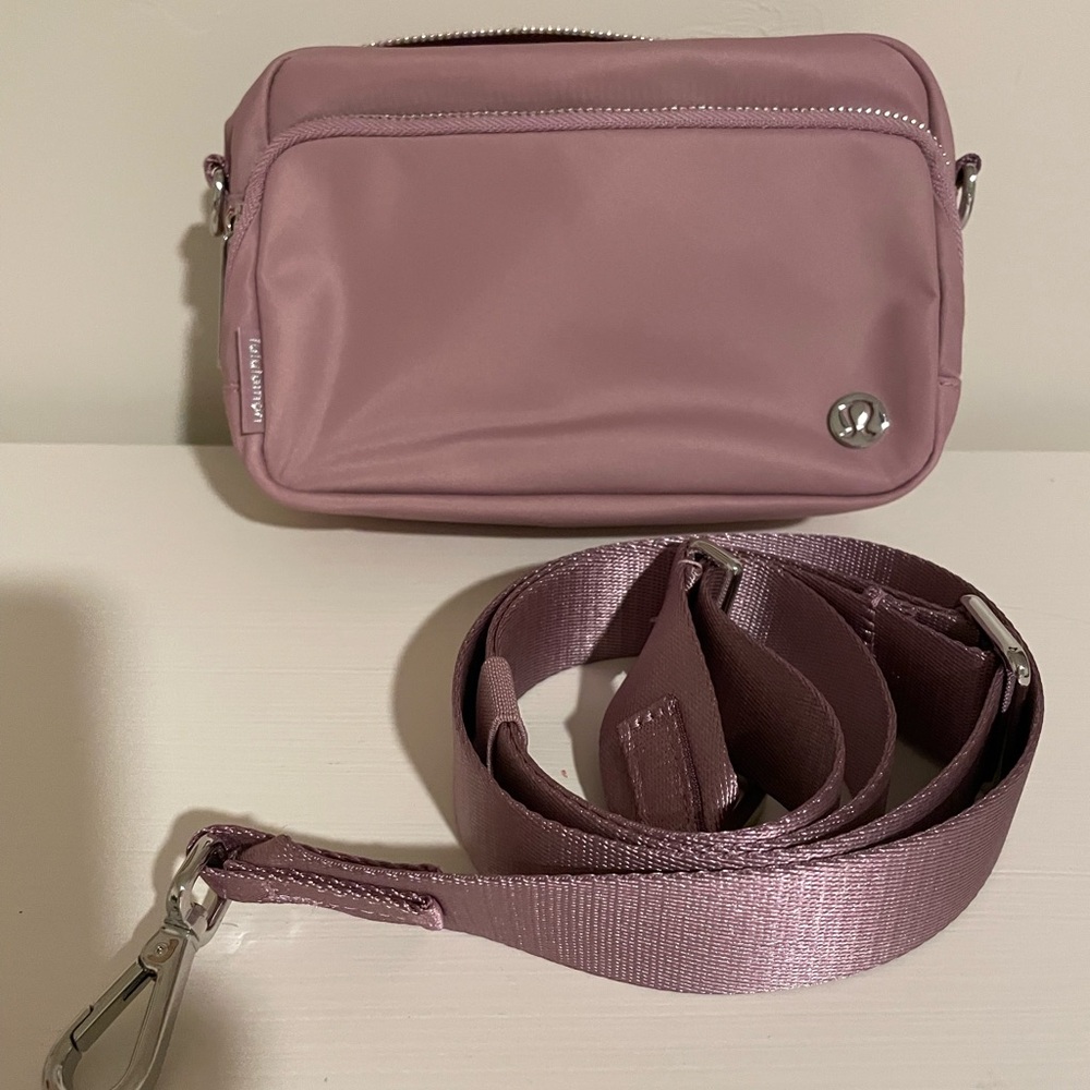 lululemon athletica everywhere Crossbody Bag in blush pink NWOT